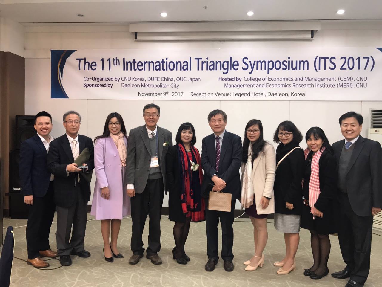 Đại diện trường Đại học Thương mại tham dự Hội thảo quốc tế tại Hàn Quốc